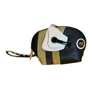 Betsey Johnson "Sting Me" bee clutch